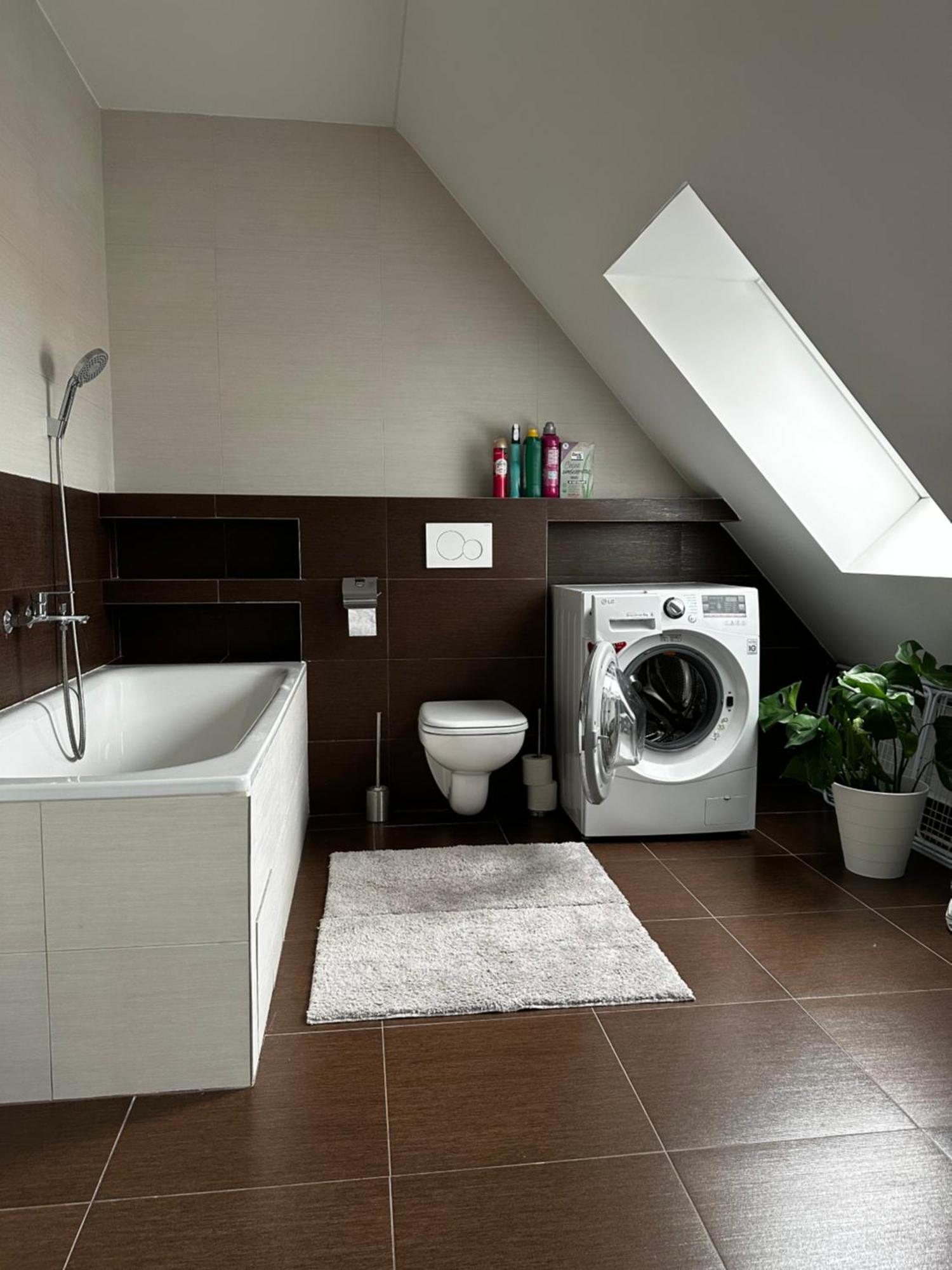 Urban Zenhouse No.2 - Breakfast Included Appartement Bratislava Buitenkant foto
