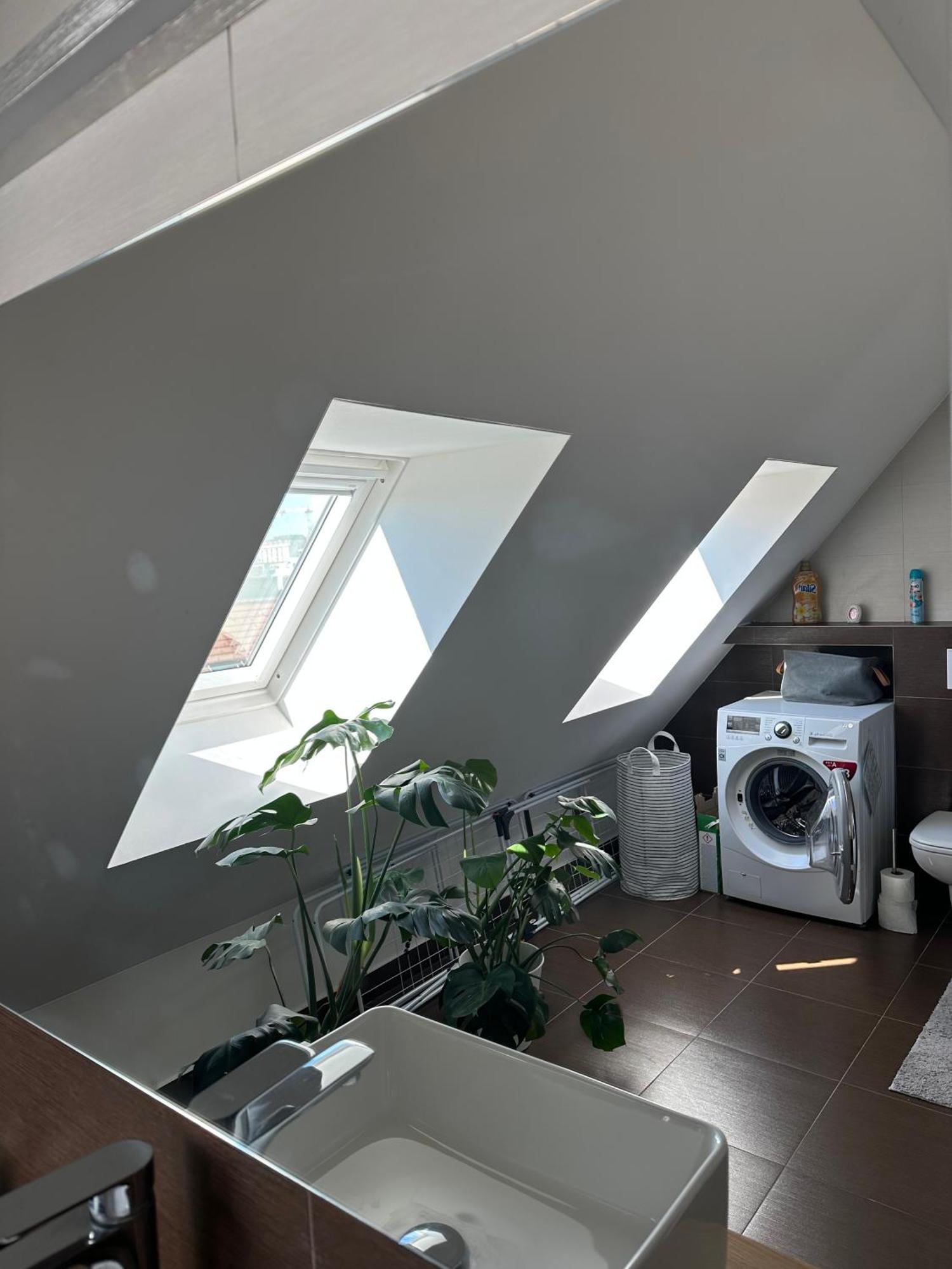 Urban Zenhouse No.2 - Breakfast Included Appartement Bratislava Buitenkant foto